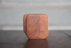 Accessoires fumeur bois signé Jacques Mauhin, nécessaire pour bureau