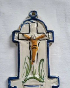 Ancien Bénitier en Faïence Croix émaillée
