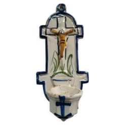 Ancien Bénitier en Faïence Croix émaillée