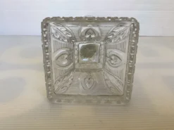Ancien bougeoir verre moulé