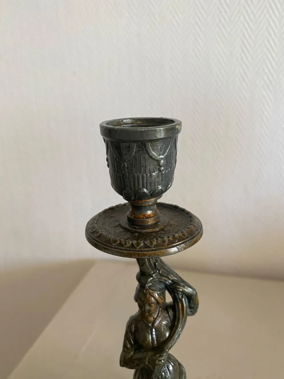 Ancien bougeoir XIXeme à figure féminine