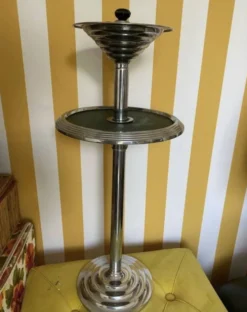 Ancien cendrier sur pied Art déco