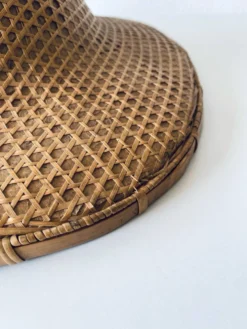 Ancien chapeau asiatique