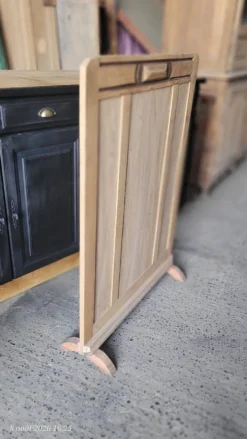 Ancien écran de cheminée décoratif en bois