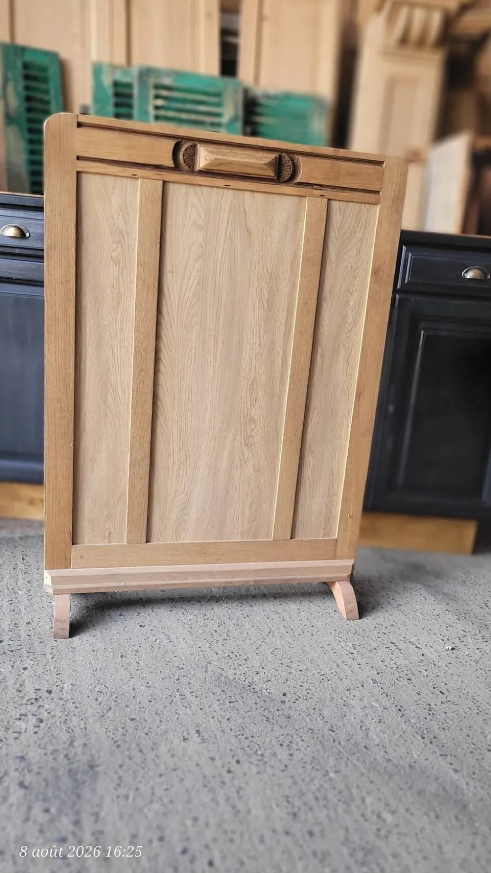 Ancien écran de cheminée décoratif en bois