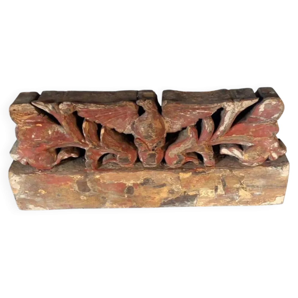 Ancien fragment d'une chariot en bois sculpté sicilien du XIXe siècle