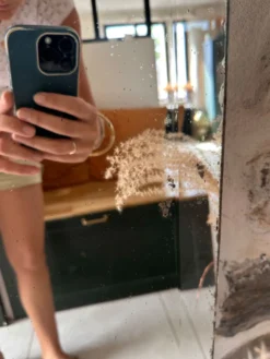 Ancien grand miroir biseauté sur pied