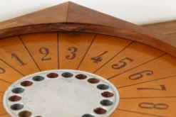 Ancien jeu de la boule, acajou