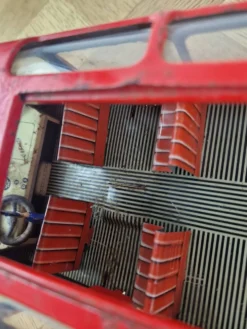 Ancien jouet – Bus Eurobus en tôle par Joustra