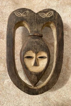 Ancien masque kwele