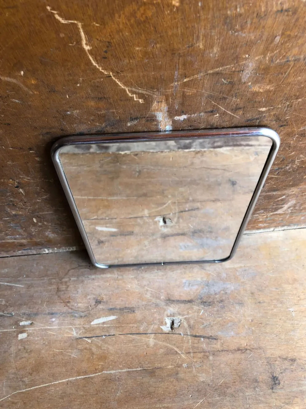 Ancien miroir barbier contour alu + trépied décoration années 50 vintage