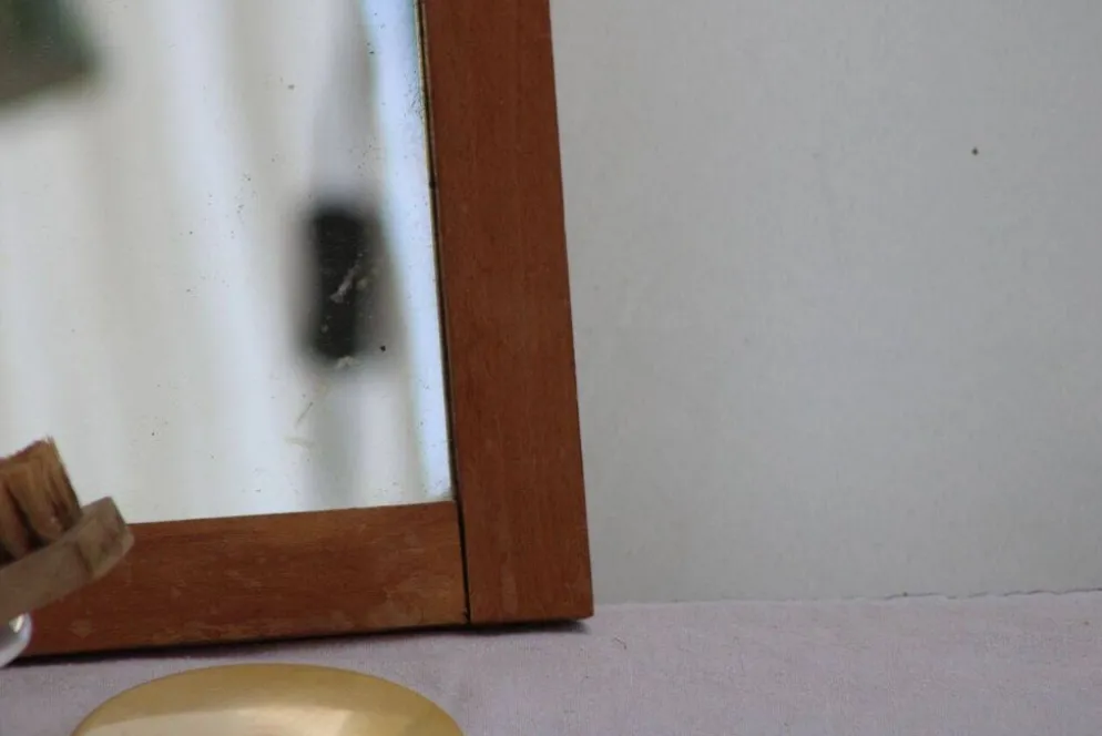 Ancien miroir en bois