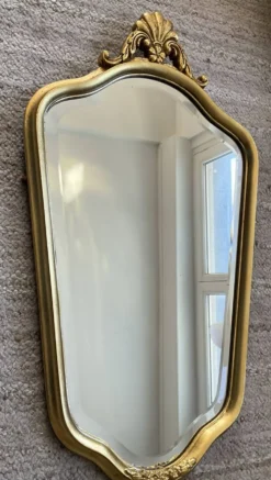 Ancien miroir en bois doré style Louis XV