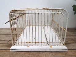 Ancienne cage à oiseaux