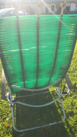 Ancienne chaise longue transat scoubidou