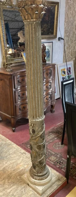 Ancienne Colonne en bois sculpté - XVIIIe