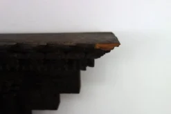 Ancienne fenêtre Népalaise Newari en bois sculpté