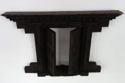 Ancienne fenêtre Népalaise Newari en bois sculpté