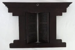 Ancienne fenêtre Népalaise Newari en bois sculpté