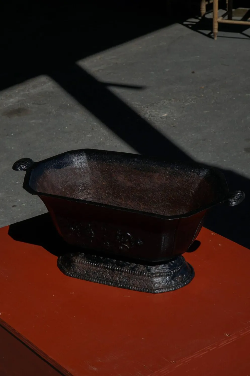 Ancienne jardinière en fonte avec poignées, française, années 1900-1920