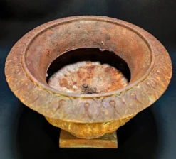 Ancienne Jardinière en Fonte – Vasque Médicis sur pied – 27 cm – 5,5 kg