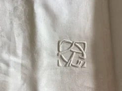 Ancienne nappe et 12 serviettes damassées