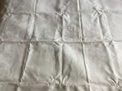Ancienne nappe et 12 serviettes damassées