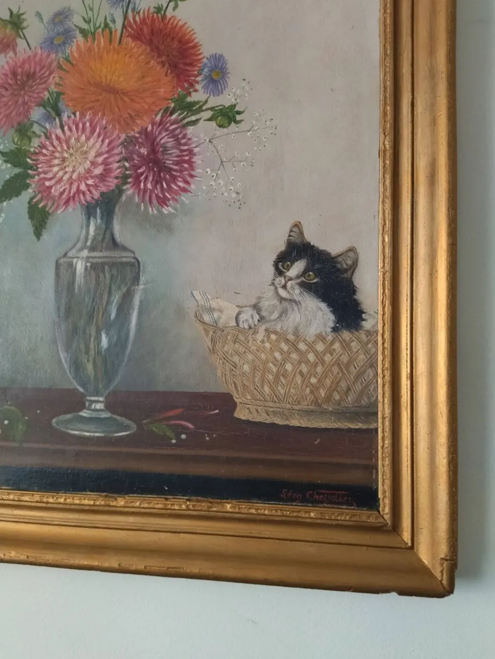 Ancienne peinture sur panneau - Chaton et Fleurs - Signé Léon Chevalier