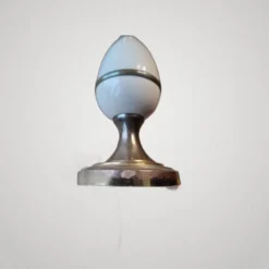Ancienne petite lampe oeuf métal crème/métal doré goût maison charles annee