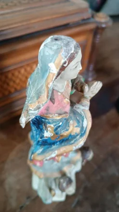 Ancienne petite sculpture en bois, Vierge Immaculée, Amérique du Sud, XIXe siècle