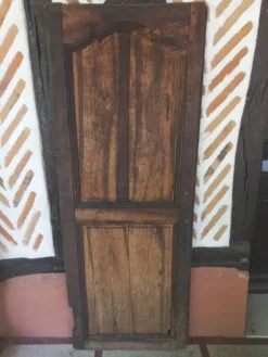 Ancienne porte d'armoire Louis XV jumika