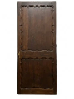 Ancienne porte moulurée en chêne