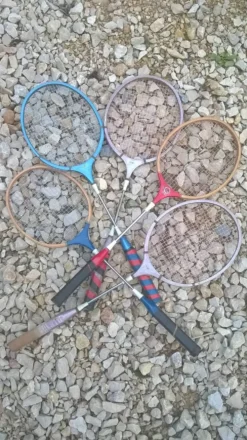ancienne raquette badminton