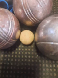 6 anciennes boules de petanque
