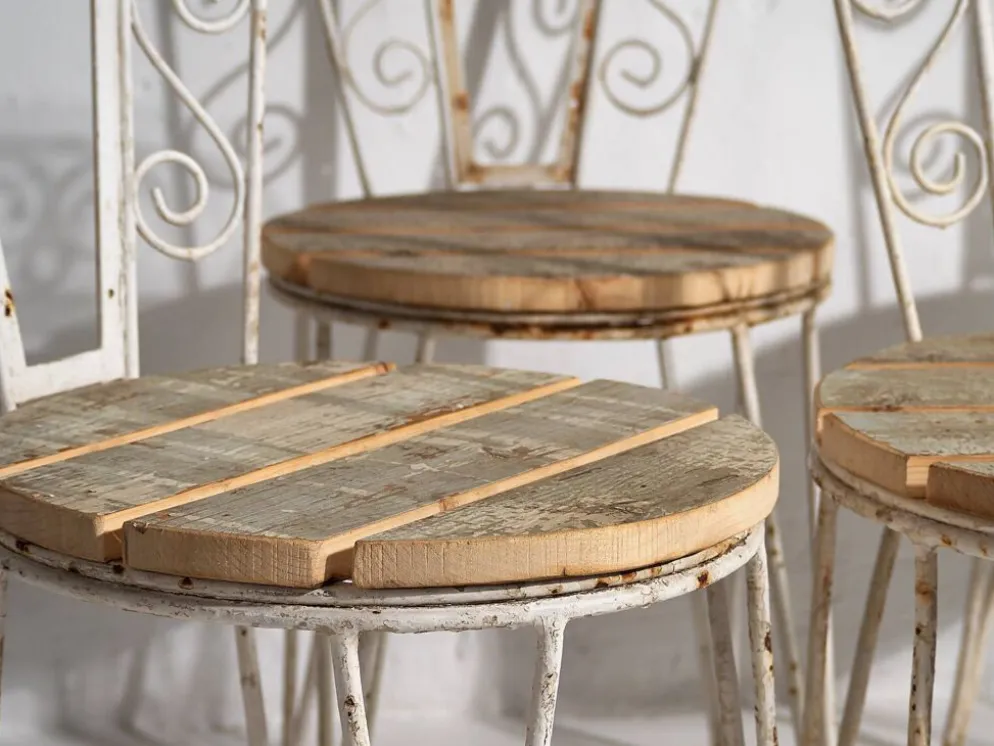 Anciennes chaises d’extérieur blanches (vers 1920). Ensemble de 4 pièces