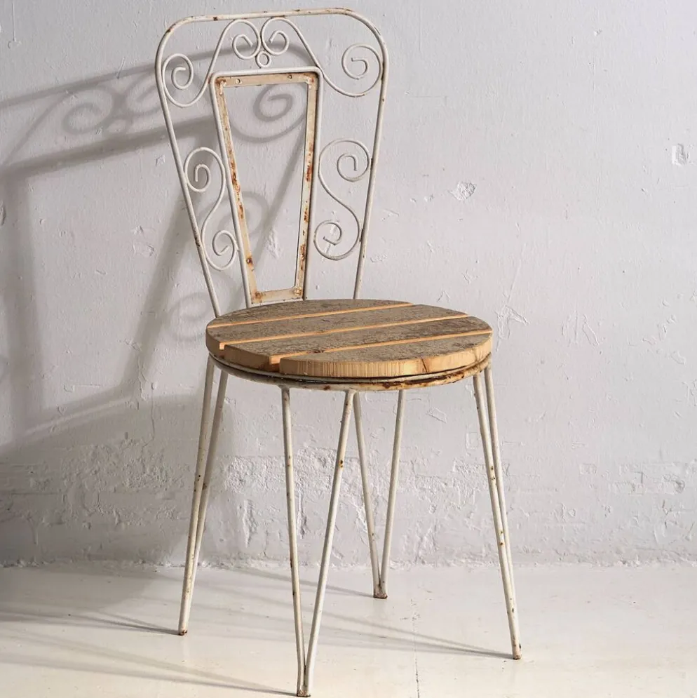 Anciennes chaises d’extérieur blanches (vers 1920). Ensemble de 4 pièces