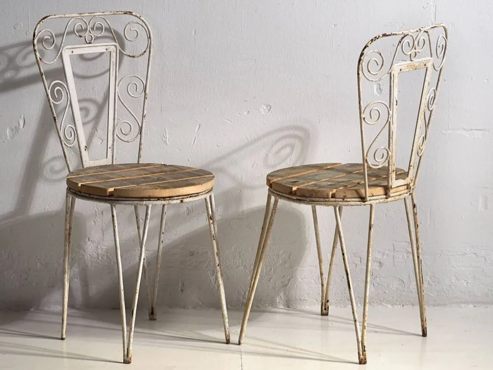 Anciennes chaises d’extérieur blanches (vers 1920). Ensemble de 4 pièces