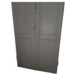 Anciennes portes double en sapin