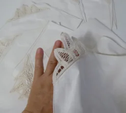 7 anciennes serviettes de tables brodées