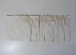 7 anciennes serviettes de tables brodées