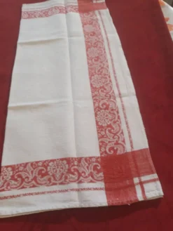 2 anciennes serviettes de table damassées rouges et blanches