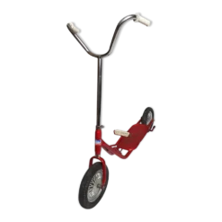 Ancienne trotinette à pédale rouge, années 60-70