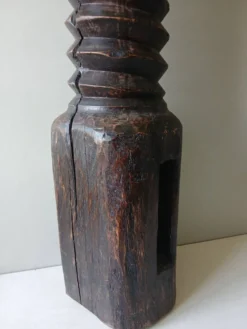 Ancienne vis de pressoir à vin en bois massif, H 144 cm ,Poids 37.5 kg