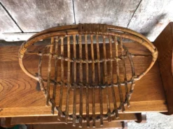 Ancien panier rotin cueillette jardin bois vintage