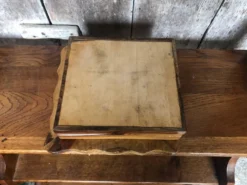 Ancien Plateau Jeu De Dames Échecs Solitaire Domino En Bois Olivier Brut