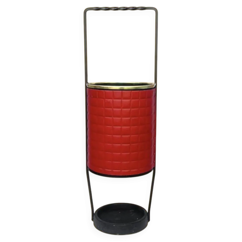 Ancien porte-parapluie en fer forgé et Skaï rouge – années 60