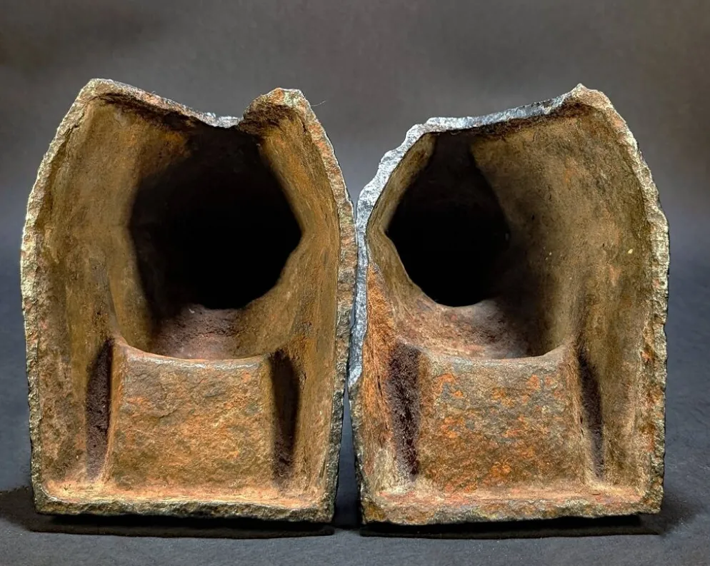 Anciens chenets orientalistes – figures assyriennes, XVIIIème s.
