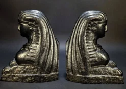 Anciens chenets orientalistes – figures assyriennes, XVIIIème s.