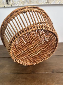 anier vintage en osier, années 50