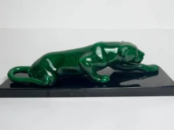 Art déco, sculpture panthère céramique verte vers 1930